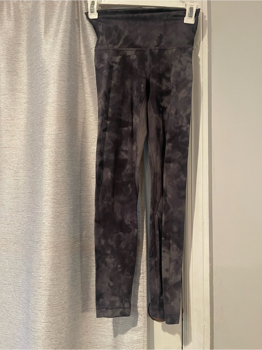 Lululemon Black Tie-Dye Active Leggings